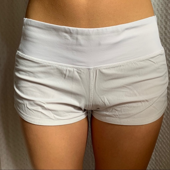 lululemon white speed up shorts - Picture 2 of 3